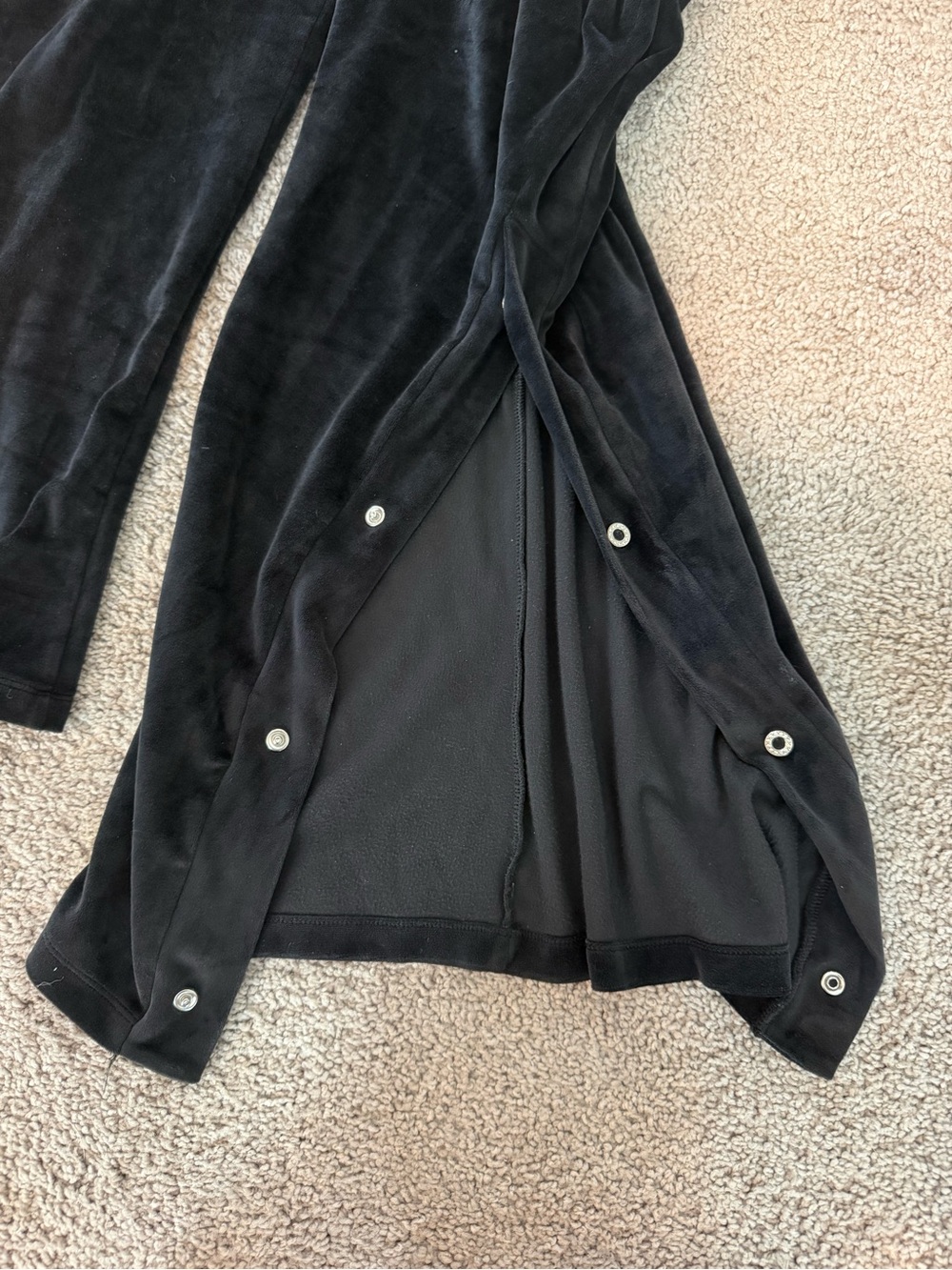 Victoria’s Secret Black Velour Diamanté Snap-Trim Wide Leg Pants - Medium - Picture 7 of 7